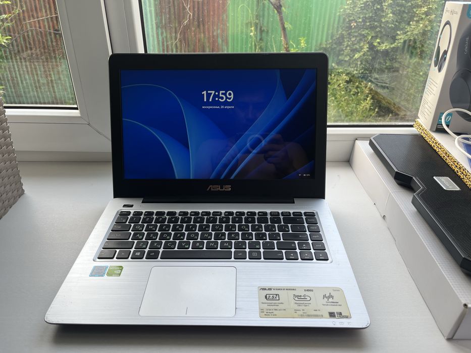 Ноутбук ASUS X456U