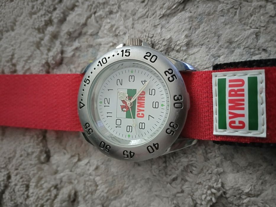 Спортен часовник от Кардиф, Уелс