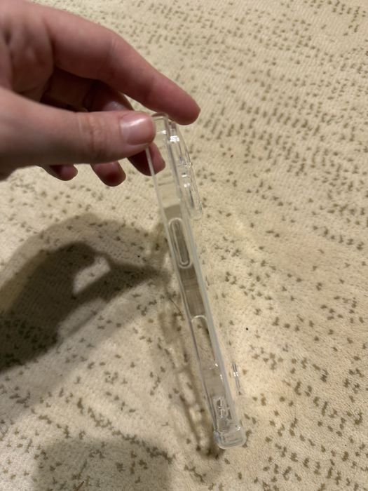 Husa Iphone 17 pro, transparenta