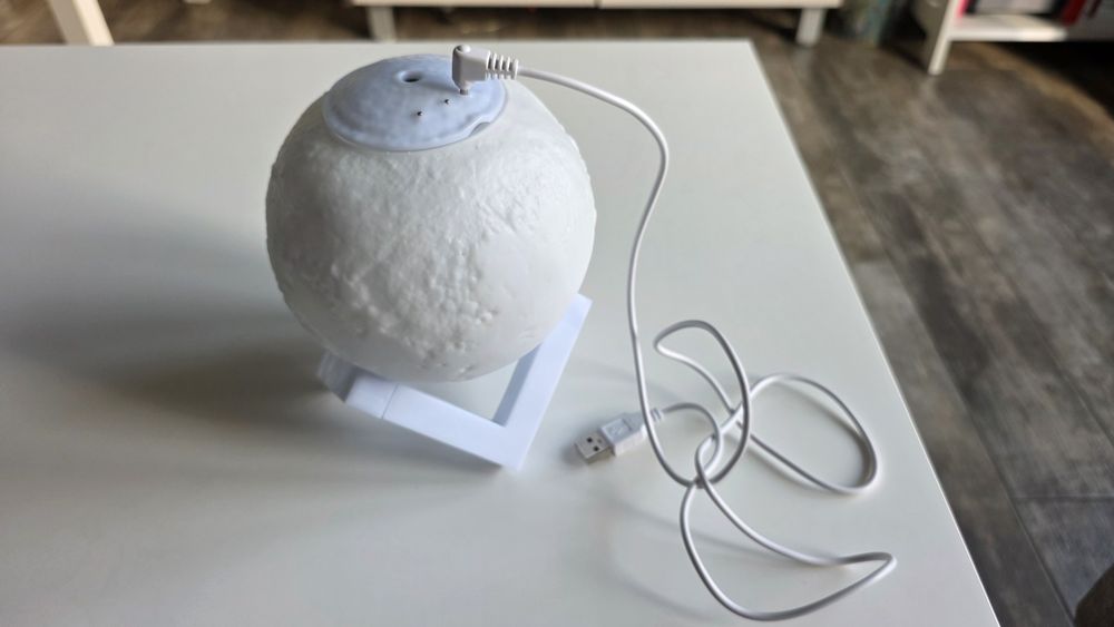 3D Лунна лампа с овлажнител – LED нощна лампа