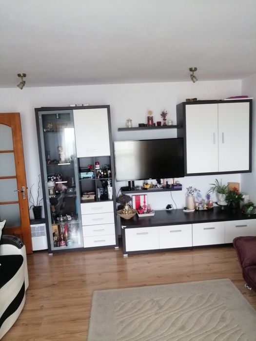 Apartament cu 2 camere în zona Lenin