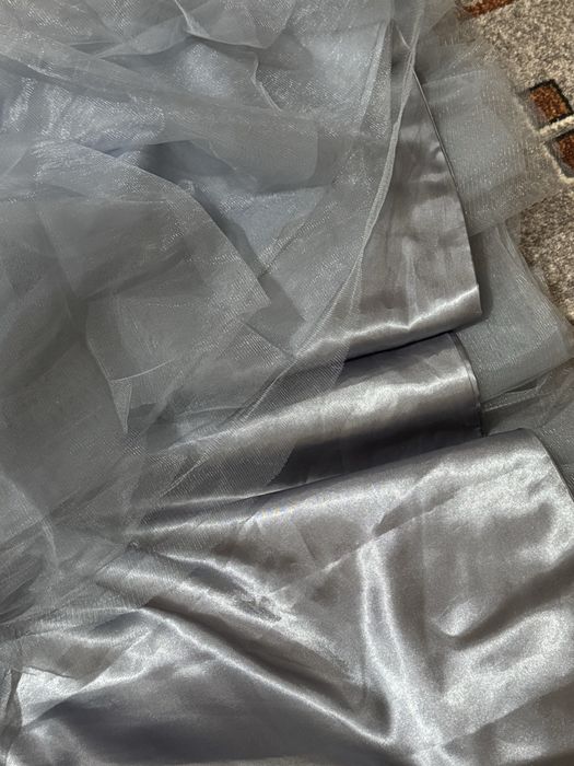 Продам выпускное платье