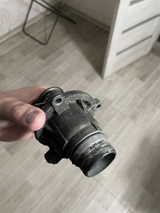 Продам термостат bmw e65 3.6