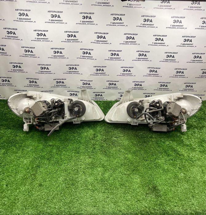 Фары Ниссан Максима А33 ксенонавые