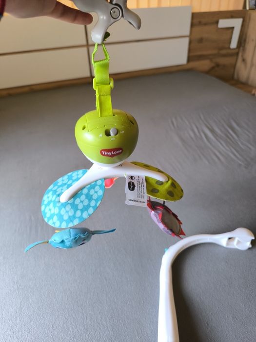 Музикална въртележка Tiny love