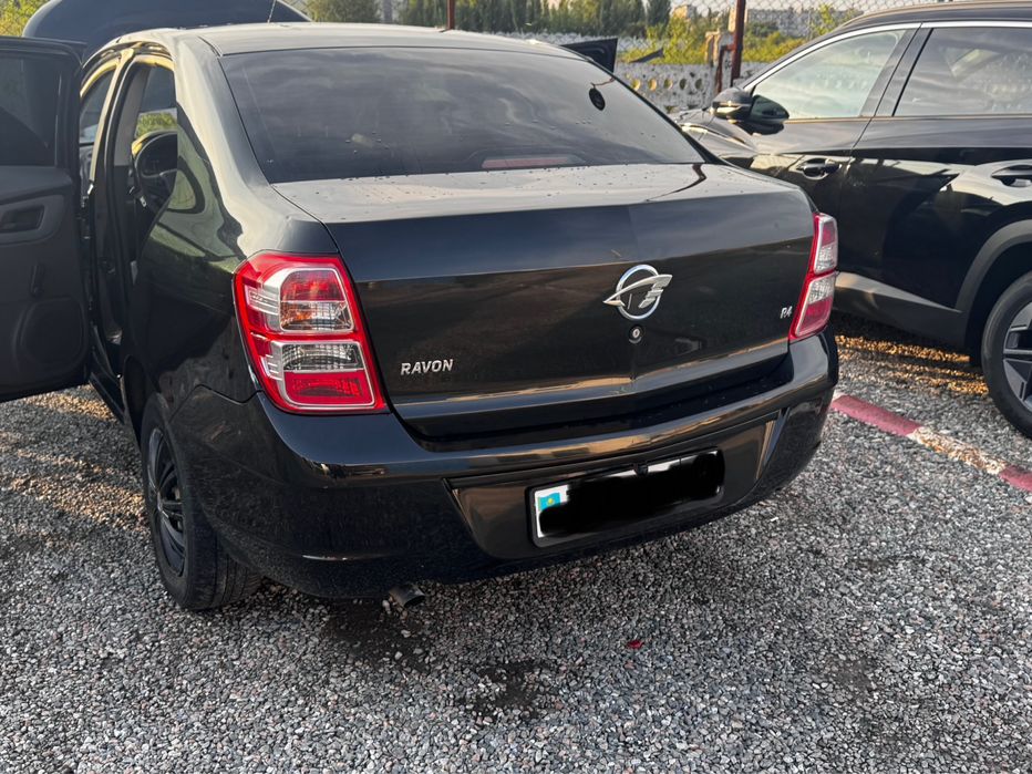 Продам Ravon R4.