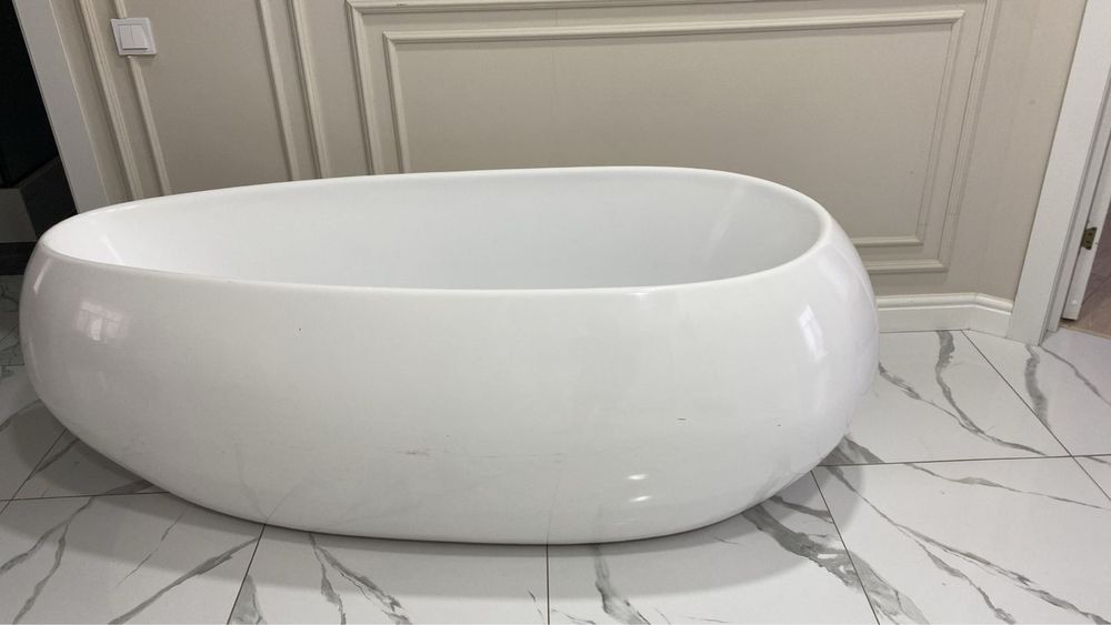 Продам в ванну в идеальном состоянии