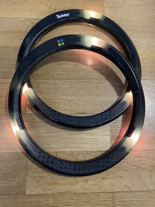 Игра Twister Rave Hoopz