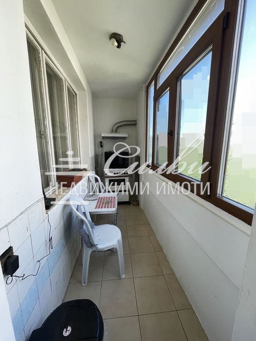 Четиристаен ТУХЛЕН апартамент в района на Математическа гимназия