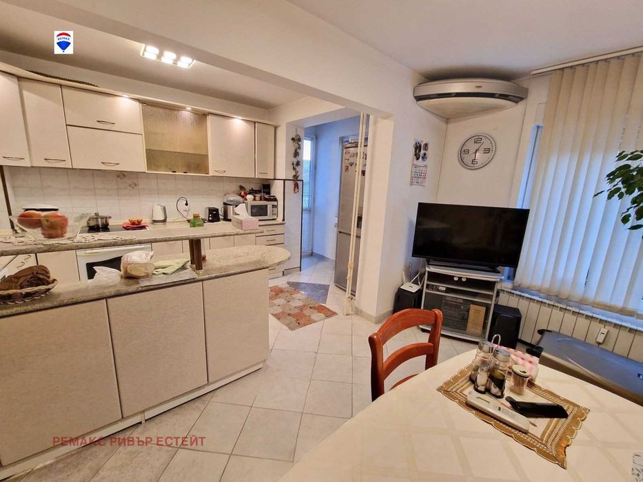 Мезонет за продажба в кв. Ялта, гр. Русе