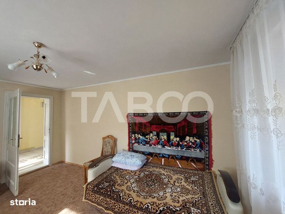 Casa individuala de vanzare cu teren de 1108 mp in Sacel Sibiu