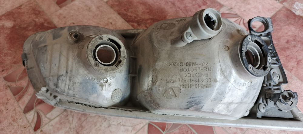 Фары на камри 25