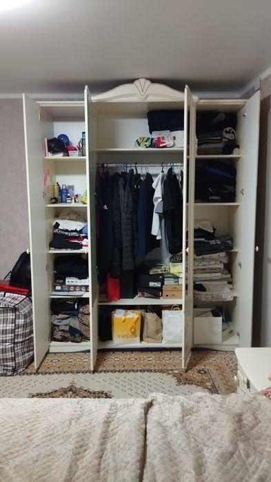 Продам шифонер в отличном состоянии