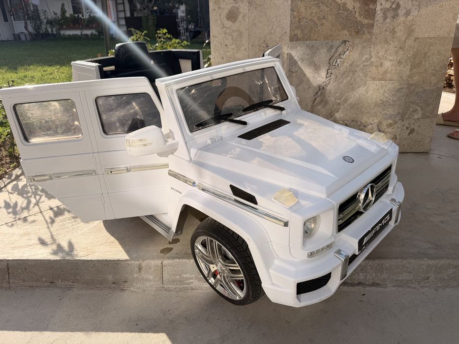 Акумулаторна детска кола Mercedes