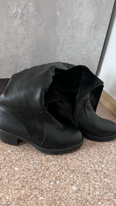 Сапоги тёплые, новые. Р 40.