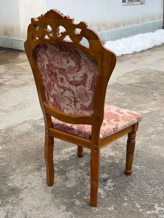 Стулья в хорошем состоянии 10 шт