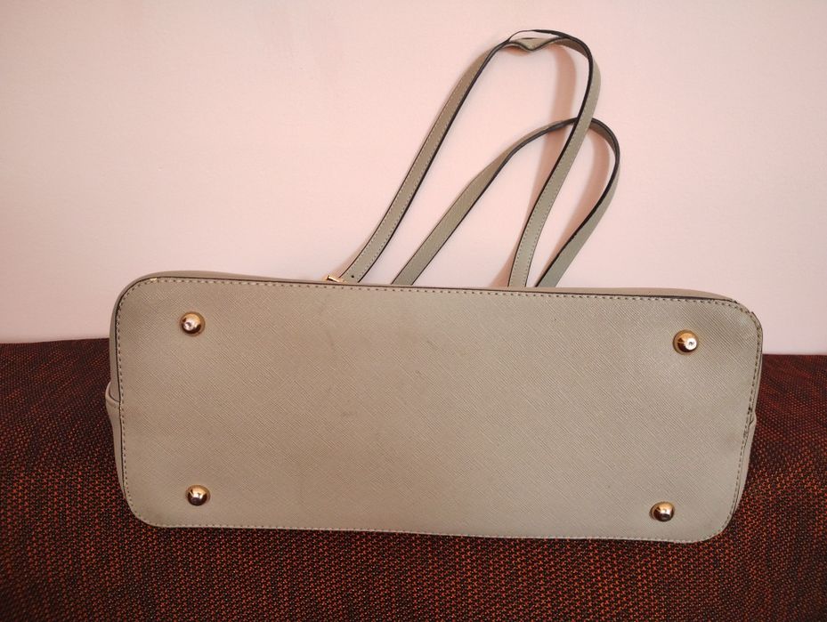 Дамски чанти и раница