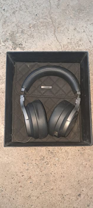 Casti gaming Corsair în stare excelentă