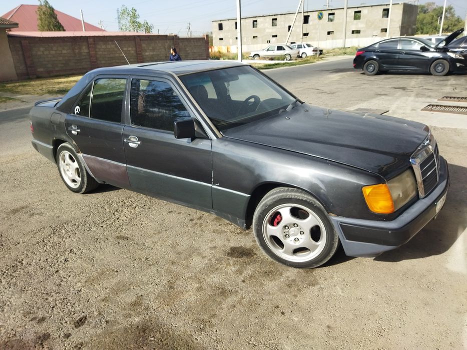 Мерседес бенс 200 продам 93 года!