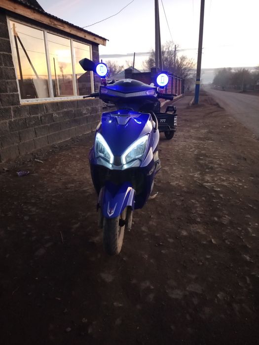 Продам мопед м8 про 150