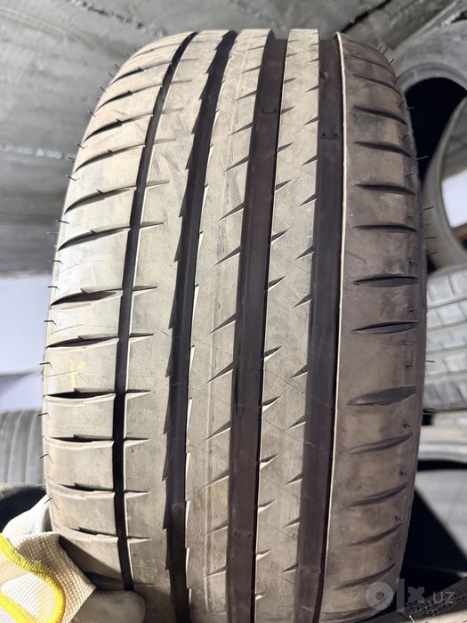 MICHELIN PILOT SPORT 4s. 215/40/18 orginal