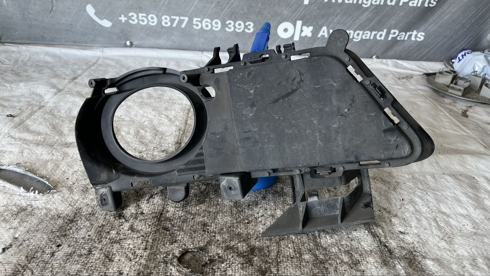 BMW 3 F30/F31 лява и дясна решетка за халоген