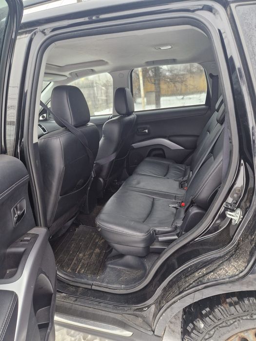 Interior piele și electric Mitsubishi outlander an 2012