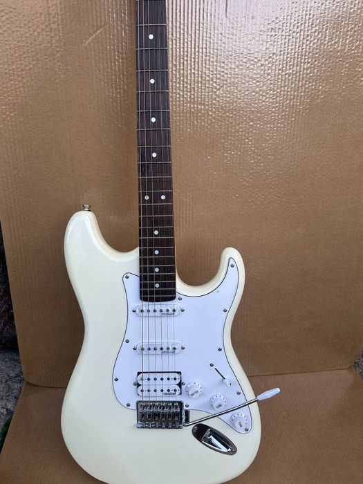 Chitara electrica Supreme nu Fender