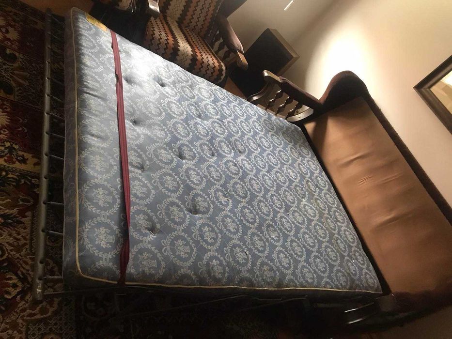 Луксозна западна ретро холна гарнитура разтегателен диван + 2 фотьойла