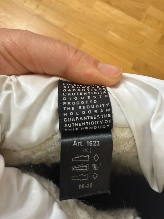 Дутики черно - белые JOG DOG