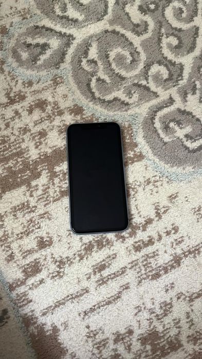 Срочно продам Iphone XR