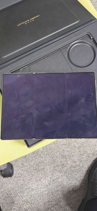 Huawei Mate XTs смартфон