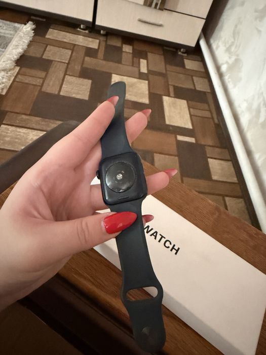 Apple Watch SE Gen 2 40 мм