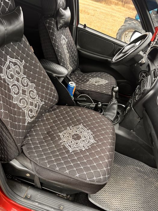 Шевролет Нива 2010 год