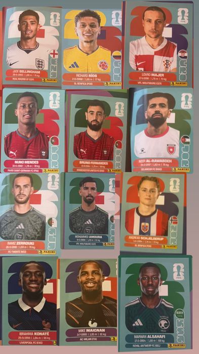 Vand carte cu abtibilduri fifa 2026