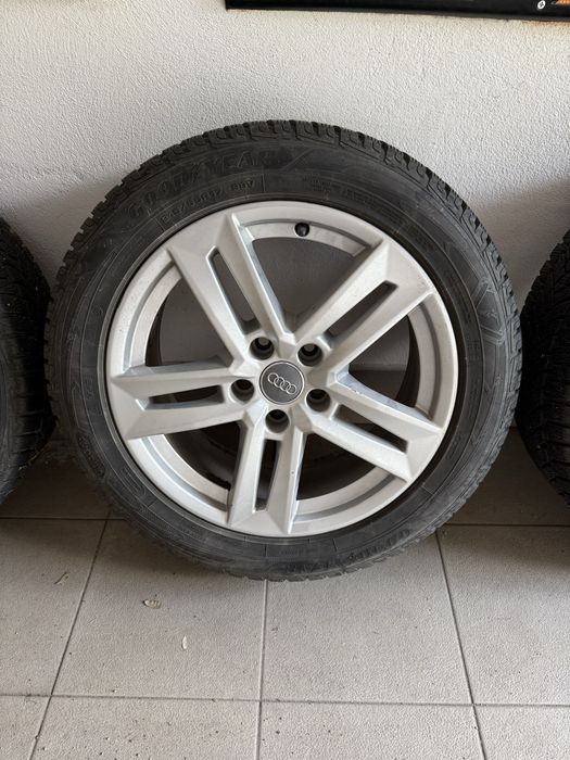 Оригинални Ауди джанти 17 с гуми Goodyear