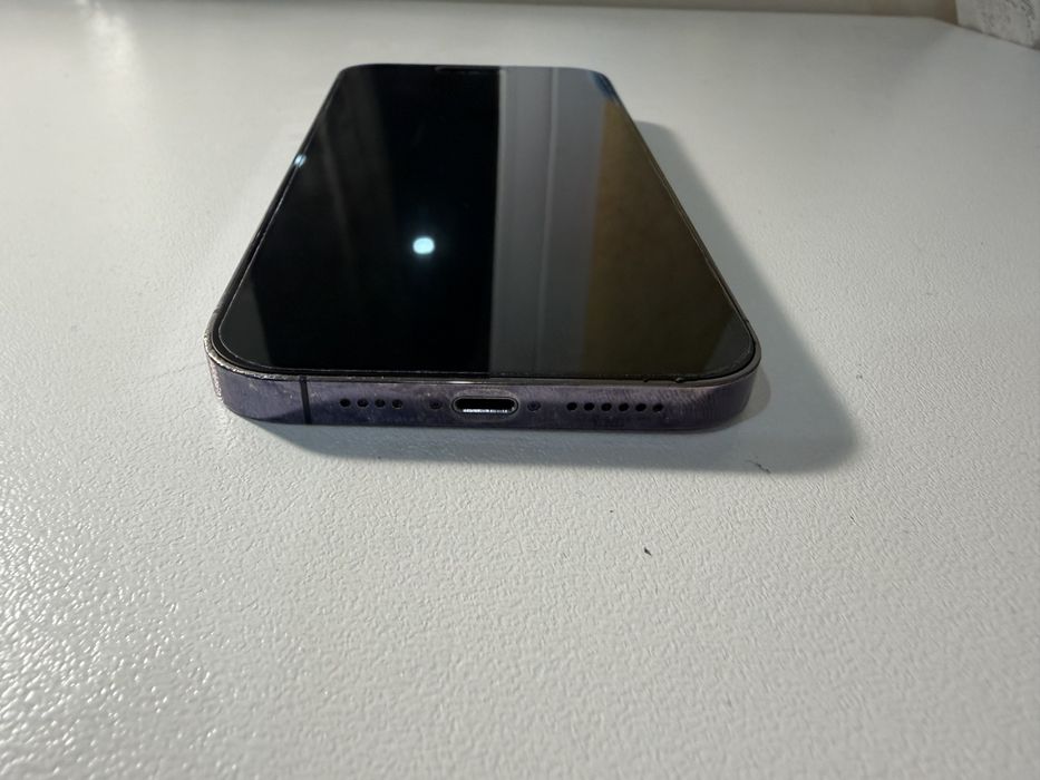 Продам айфон 14 про макс