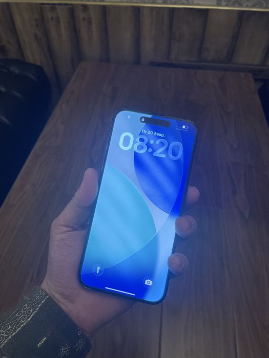 продаю айфон 15про мах 256гб