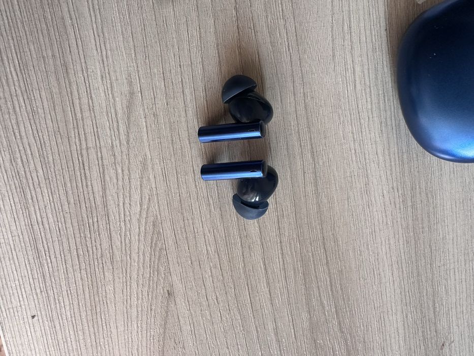 Realme Buds Air 3 (на запчасти / донор)