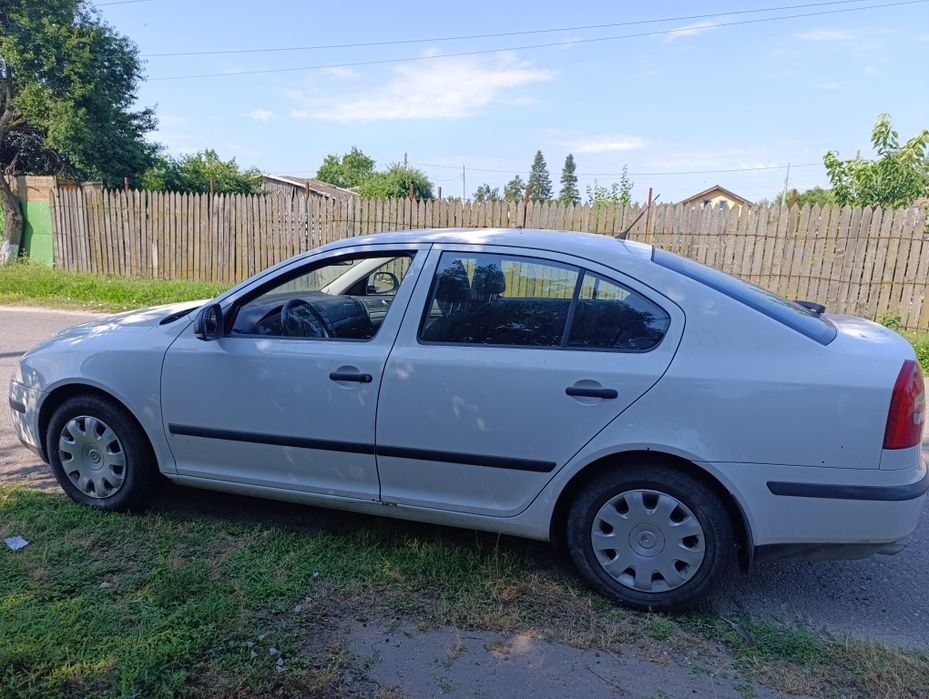 SKODA Octavia 2011 — imagine 2