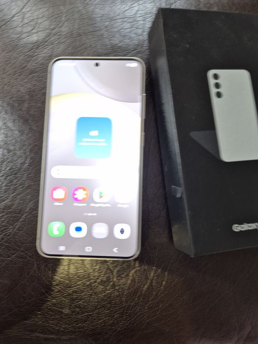 Samsung Galaxy - S24