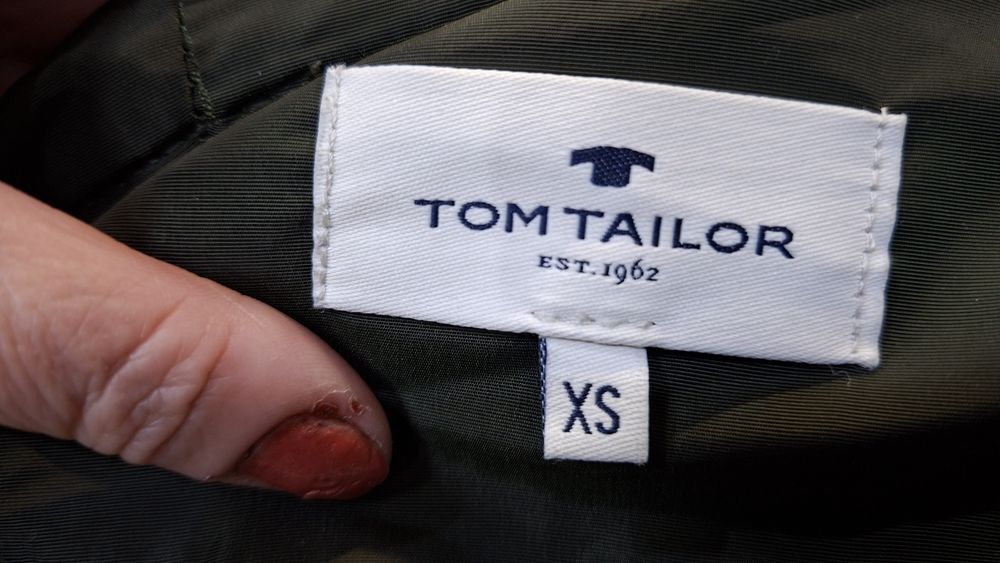 Geacă lungă iarnă , damă, TOM TAILOR mărimea XS, ca nouă