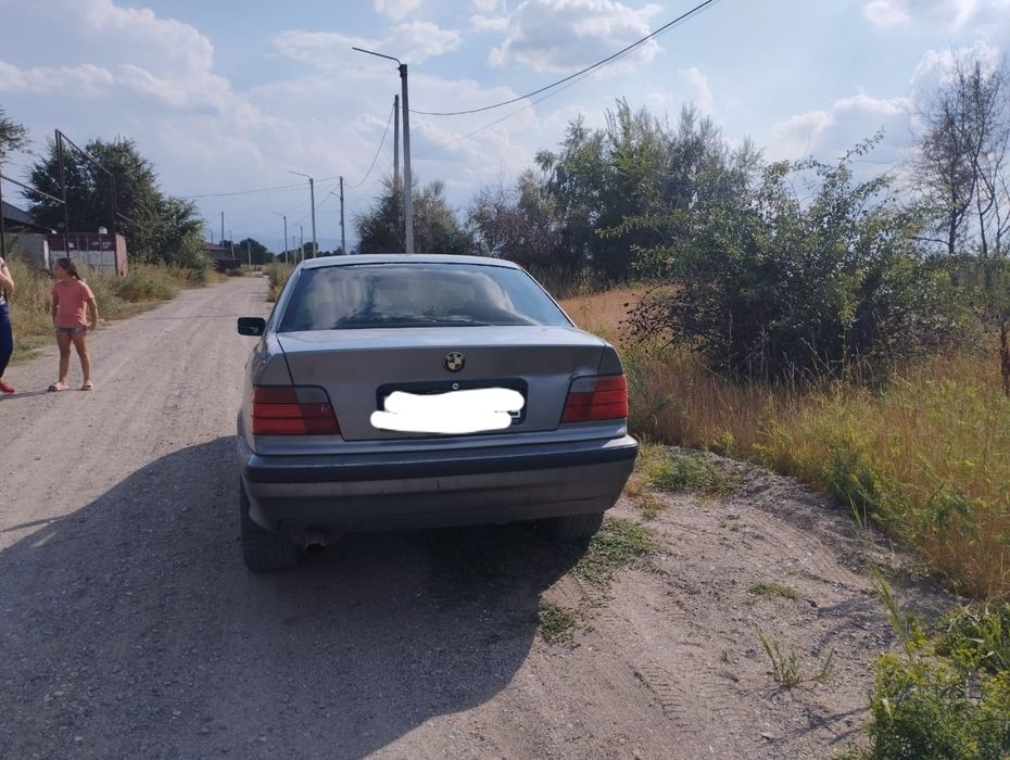 BMW 1993 года 36 модель