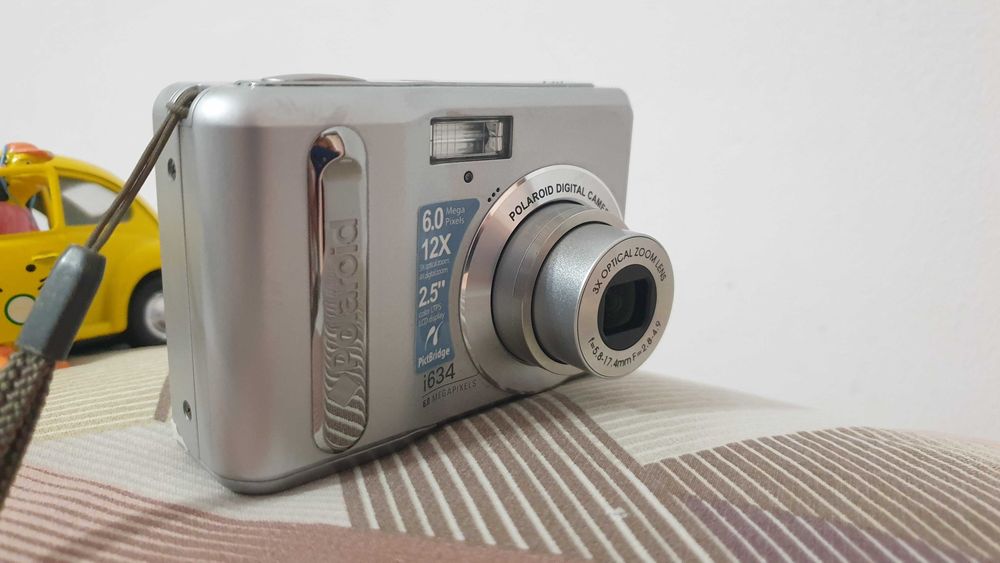 фотоапарат Polaroid i634