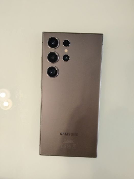 Samsung Galaxy S24 Ultra 256/12 GB