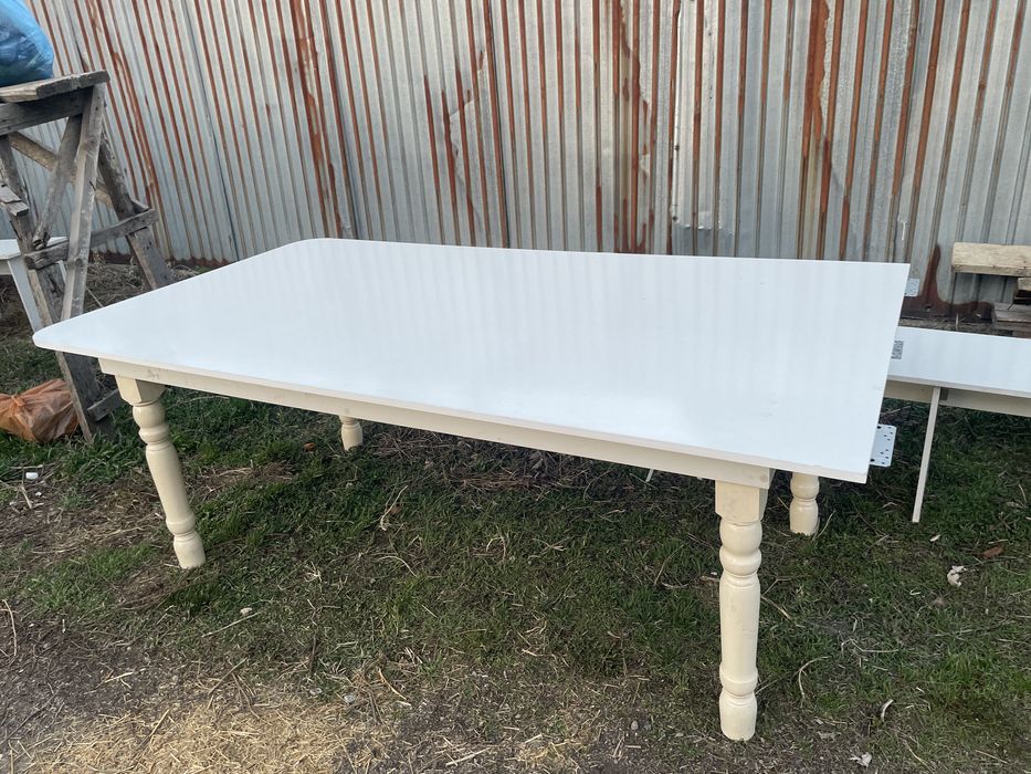 Стол на 20 человек