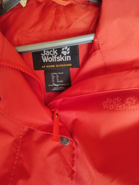 дамско яке Jack Wolfskin- XL- червено- водоустойчиво- ветроустойчиво-