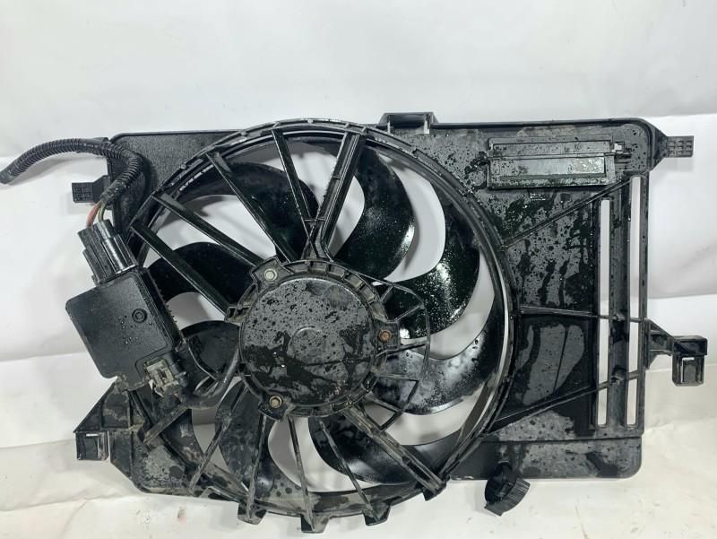Electroventilator Ford Focus 3 (2011-2015) 1.6 tdci T1DB 115 cp 8240588