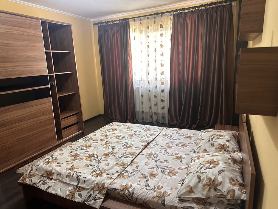 Chirie apartament o cameră