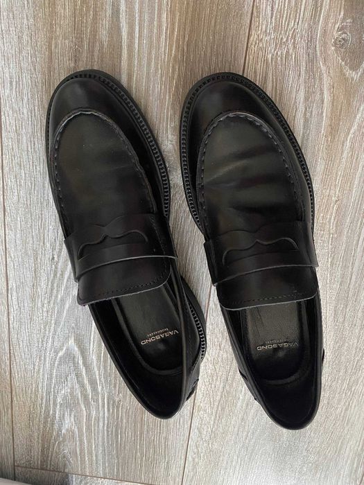 Продам черные лоферы (почти новые)
